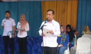Giat Ramadhan KORPRI Berbagi, Wakili Sekda Mustakim Buka Acara Pembagian Sembako di Halaman BKD Prov Lampung
