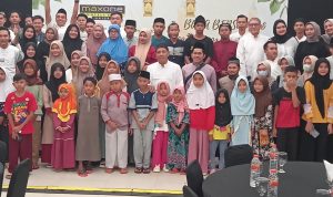 Management Hotel Maxone Anyer Melaksanakan Buka Puasa Bersama dan Santunan Anak Yatim