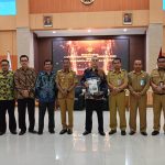 Audiensi dengan BAMAG LKKI, Pj. Gubernur Suganda Dengarkan Berbagai Aspirasi
