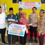 Babinsa dan Bhabinkamtibmas Monitoring Penyaluran BLT DD Tanjung Kesuma
