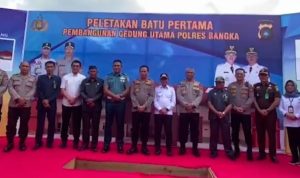 Katagori Walikota/ Bupati Terbaik, Molen Raih Penghargaan Upakarti Artheswara Tinarbuka