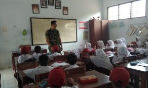 Babinsa Koramil 2306/Mancak Giat Bintahwil Memberikan Wawasan Kebangsaan