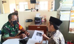 Babinsa Koramil 2302/Bojonegara, Giat Karbak Pembangunan Rumah Masyarakat