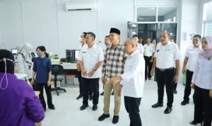 Pertama Hari Kerja RSUD Depati Hamzah Pangkalpinang Disidak Walkot Bersama Ketua DPRD 