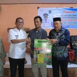 Dukung Kemajuan Pertanian, Pj. Bupati Takalar Serahkan Bantuan Alsintan 