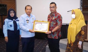 Pemkot Pangkalpinang Terima Penghargaan dari Kemenkum-HAM Kanwil BABEL, Mie Go : Produk Hukum Berpihak pada Rakyat