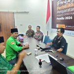 Mewakili Ketua DPC PPP Lamtim, Muhamad Fadli Serahkan Berkas Perbaikan Bacaleg PPP di KPUD