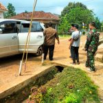 Takut Membahayakan, Satgas TMMD 117 Antar Warga Depresi Berobat