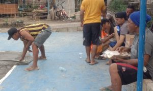Babinsa Koramil 2303/Pulomerak, Karbak Pengecoran Lapangan Volly