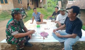 Babinsa Koramil 2306/Mancak, Komsos Membahasa Masalah Kegiatan Masyarakat