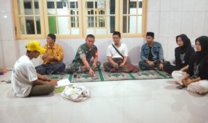 Babinsa Koramil 2303/Pulomerak, Komsos Membahas Kesejahteraan Sosial