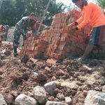 Babinsa Koramil 2301/Cilegon, Karbak Giat Pembangunan Siskamling