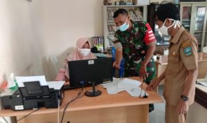 Babinsa Koramil 2304/Anyer, Puan Ter Pendataan Jumlah Sekolah