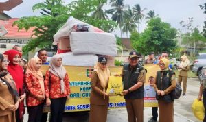 Pemkot Prov Lampung Serahkan Bantuan Korban Banjir di Kabupaten Tanggamus