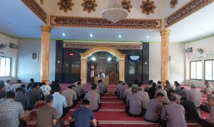 Binrohtal Polres Takalar, Upaya Tingkatkan Keimanan Personel