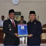 Sepakati KUA dan PPAS Tahun 2024, Pemerintah Kabupaten Wajo dan DPRD Kabupaten Wajo Teken Kesepakatan Bersama