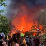 Sijago Merah Ngamuk Hanguskan Rumah Warga Desa Kalimporo, Anggota DPRD H. Bata Turut Prihatin