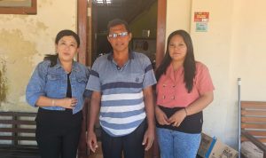 Tongkat Kruk Usang Pinjaman Warga Kampit untuk Suganda Pandapotan