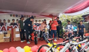 Pesankan Kebugaran Jasmani, Wako Pangkalpinang dan Pj Gubernur Babel Kompak Senam Pagi Di Kelurahan Bacang