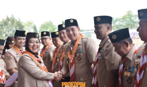 Bupati Dendi dan Sekda Wildan Dianugerahi Penghargaan Tanda Jasa