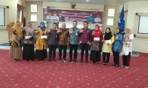 Molen Dikukuhkan Jadi Bapak Asuh Anak Stunting Kota Pangkalpinang, Kader Tim Pendamping Keluarga Juga Dapat Rp875 Ribu 