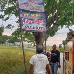 Komunitas Penggilingan Padi Provinsi Banten Melakukan Pemasangan Baleho dan Spanduk Agar PT Wilmar Padi Indonesia TUTUP
