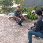 Babinsa Koramil 2307/Ciwandan, Komsos Membahas Tentang Pembangunan Poskamling