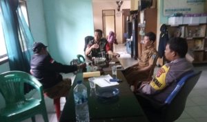 Babinsa Koramil 2304/Anyar, Komsos Membahas Tentang Pembuatan Gardu