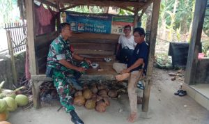 Babinsa Koramil 2304/Anyar, Komsos Membahas Tentang Pupuk Subsidi