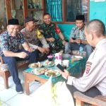 Babinsa Koramil 2305/Cinangka,Komsos Membahas Tentang Kegiatan HUT RI ke 78