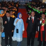 Bersama Legislator Senayan, Bupati Wajo Hadiri Wisuda Uniprima Sengkang