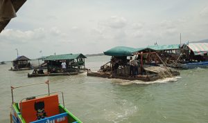 Tembelok Ramai Lagi, Hari ini Puluhan Ponton Mulai Kepung Lokasi