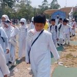 Ribuan Anak-anak Mengikuti Tata Cara Pelaksanaan Ibadah Haji atau Manasik Haji Yang Setiap Tahun kita laksanakan