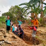 Perduli dengan Lingkungan, Kades Kalibeling Kerahkan Warga Berswadaya