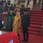 DPRD Takalar Gelar Pengambilan Sumpah Jabatan PAW, Fahriadi dan Hj Mega Resmi Jadi Anggota DPRD Takalar