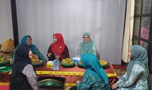 Ketua TP PKK Bersama Dekranasda Sulsel Berkunjung ke UP2K Anging Mammiri