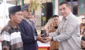 Bupati Dendi: Peremajaan dengan Bibit Kakao Adalah Solusi Peningkatan Produksi Pertanian