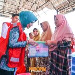 Ketua TP PKK Pesawaran Kunjungi Masyarakat di Desa Pulau Legundi