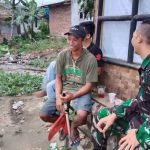 Babinsa Koramil 2305/Cinangka, Komsos Membahas Tentang Penanaman Cabe