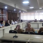 Hearing Bahas Seputar PPDB Tingkat SMA Ketua Komisi V DPRD Lampung Yanuar Irawan Mengumpulkan Seluruh Kepsek