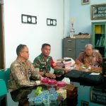 Babinsa Koramil 2303/Pulomerak, Komsos Mencegah Peundungan