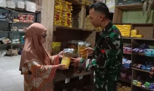 Babinsa Koramil 2305/Cinangka, Puan Ter Pendataan Stock Sembako