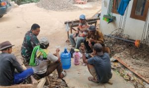 Babinsa Koramil 2302/Bojonegara, Komsos Membahas Tentang Perkelahian