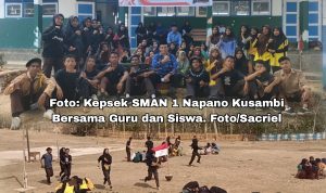 Peringati HSP Ke-95 Tahun, SMAN 1 Napano Kusambi Gelar Upacara dan Drama Korosal
