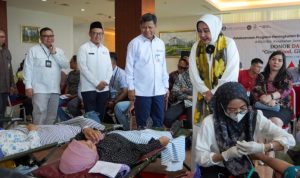 Riana Sari Arinal Menghadiri Donor Darah Kantor Wilayah Perwakilan Bank Indonesia 