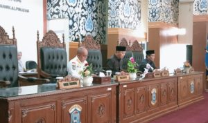 Abang Hertza Pimpin Paripurna Agenda Penyampaian Tiga Raperda Kota Pangkalpinang