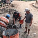 Babinsa Koramil 2302/Bojonegara, Karbak Pembuatan Rumah Warga