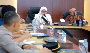 Cegah dan Turunkan Angka Stunting, Srikandi PLN Bersama Pemerintah Serahkan Paket Asupan Gizi dan Sosialisasi Peningkatan Kesehatan Ibu dan Anak