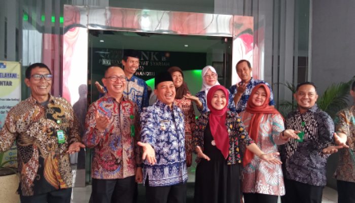 Wakil Walikota Cilegon Menghadiri Peluncuran Pembiayaan Amanah