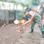 Babinsa Koramil 2302/Bojonegara, Karbak  Pembuatan Rumah Warga